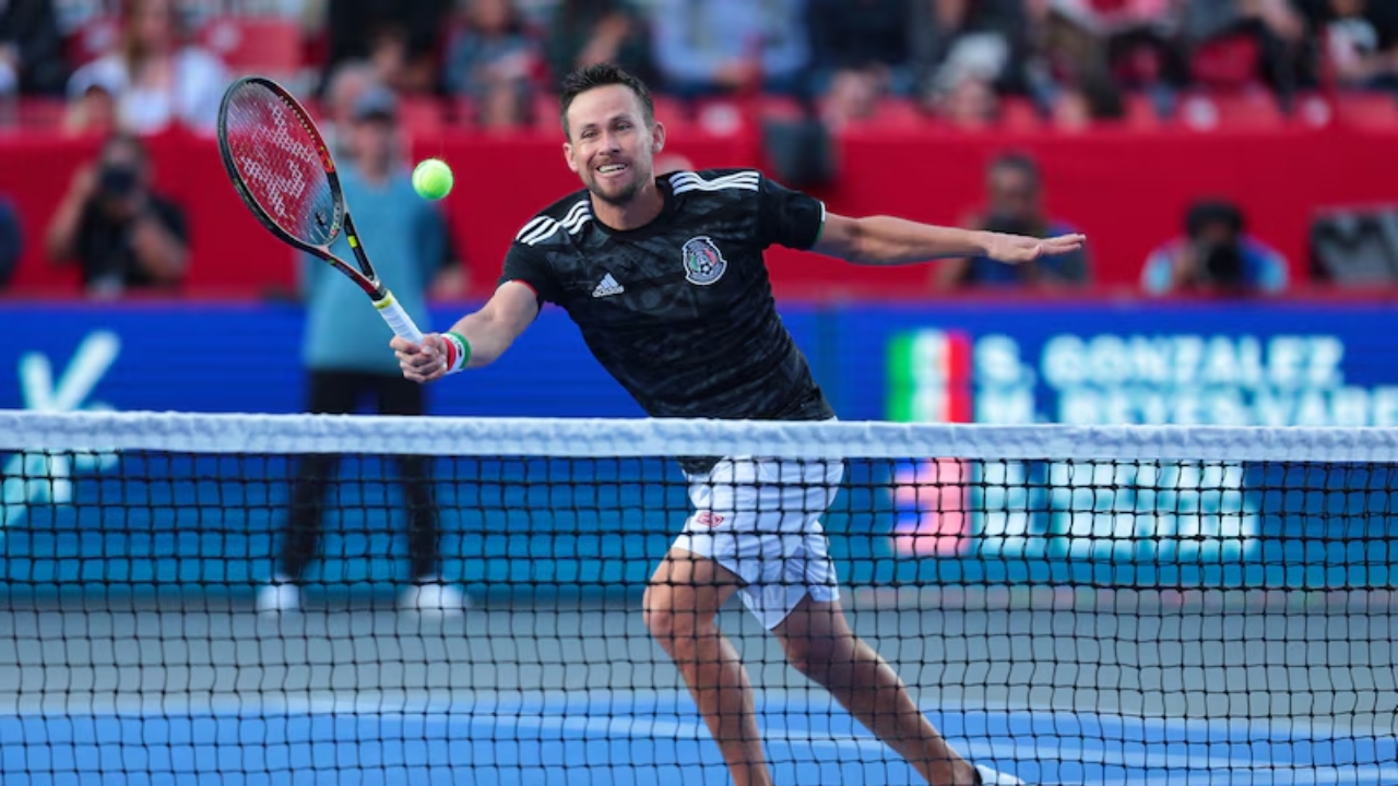 Miguel Ángel Reyes-Varela Biography