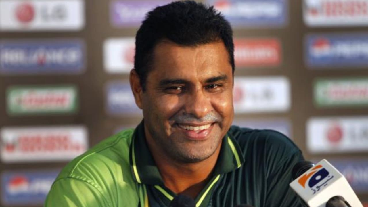Waqar Younis Biography