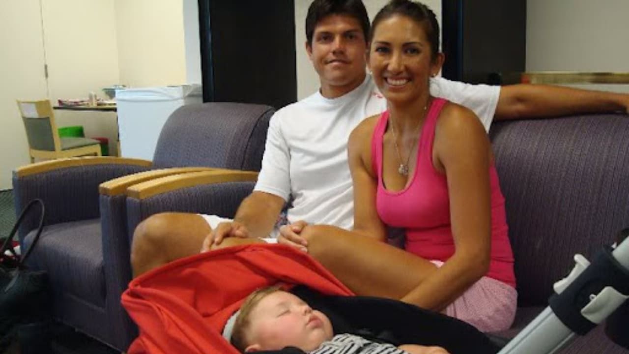 Taylor Dent is married to Jennifer Hopkins