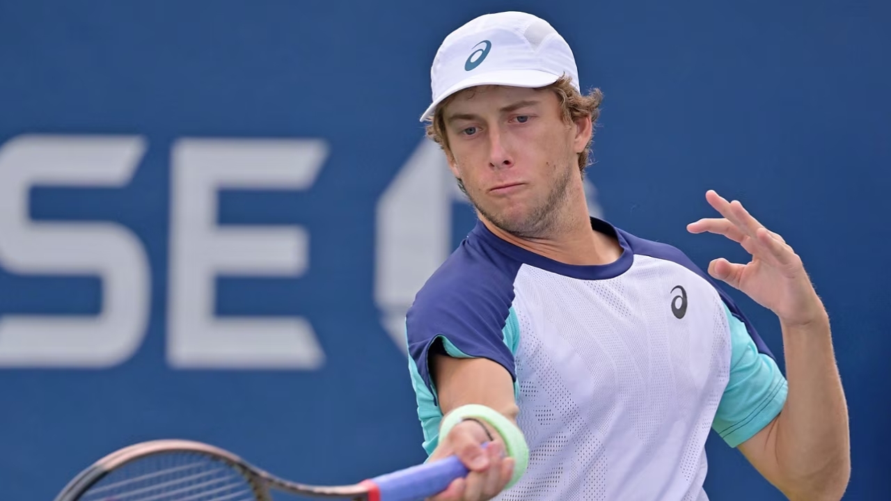 Brandon Holt Biography