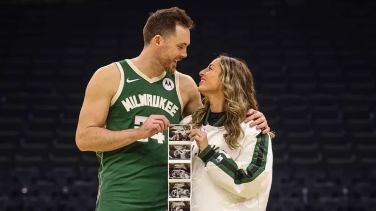 Pat Connaughton his wife Ryan Gareis