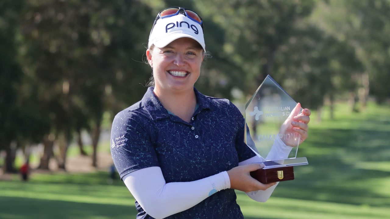Manon De Roey's Net Worth Details