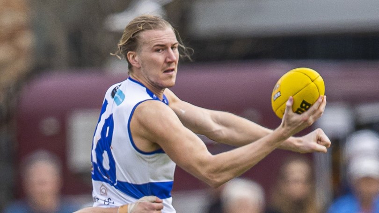 Lachlan Blakiston's Net Worth Details