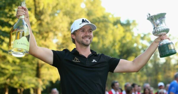 Rikard Karlberg's Net Worth Details