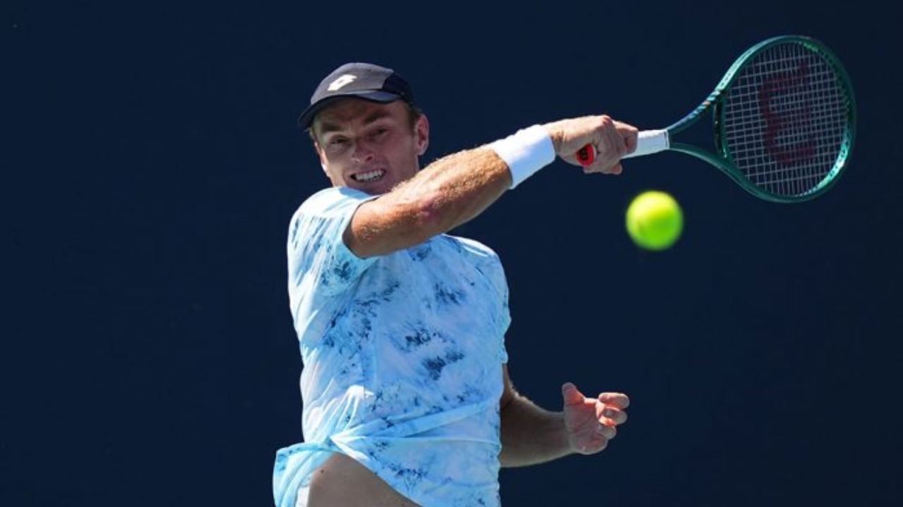 Moerani Bouzige's Net Worth Details