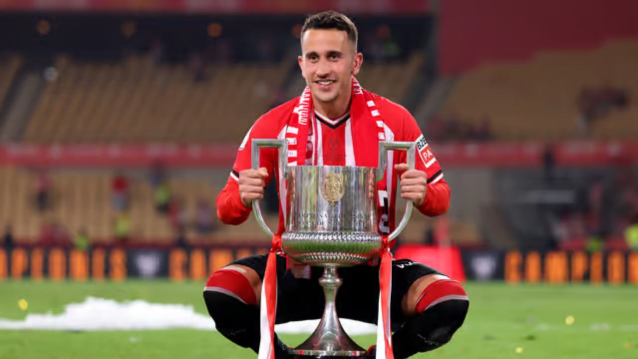 Álex Berenguer's Net Worth Details