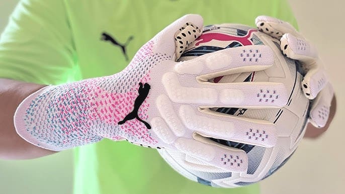 Football Goalkeeper Gloves Football Goalkeeper Gloves