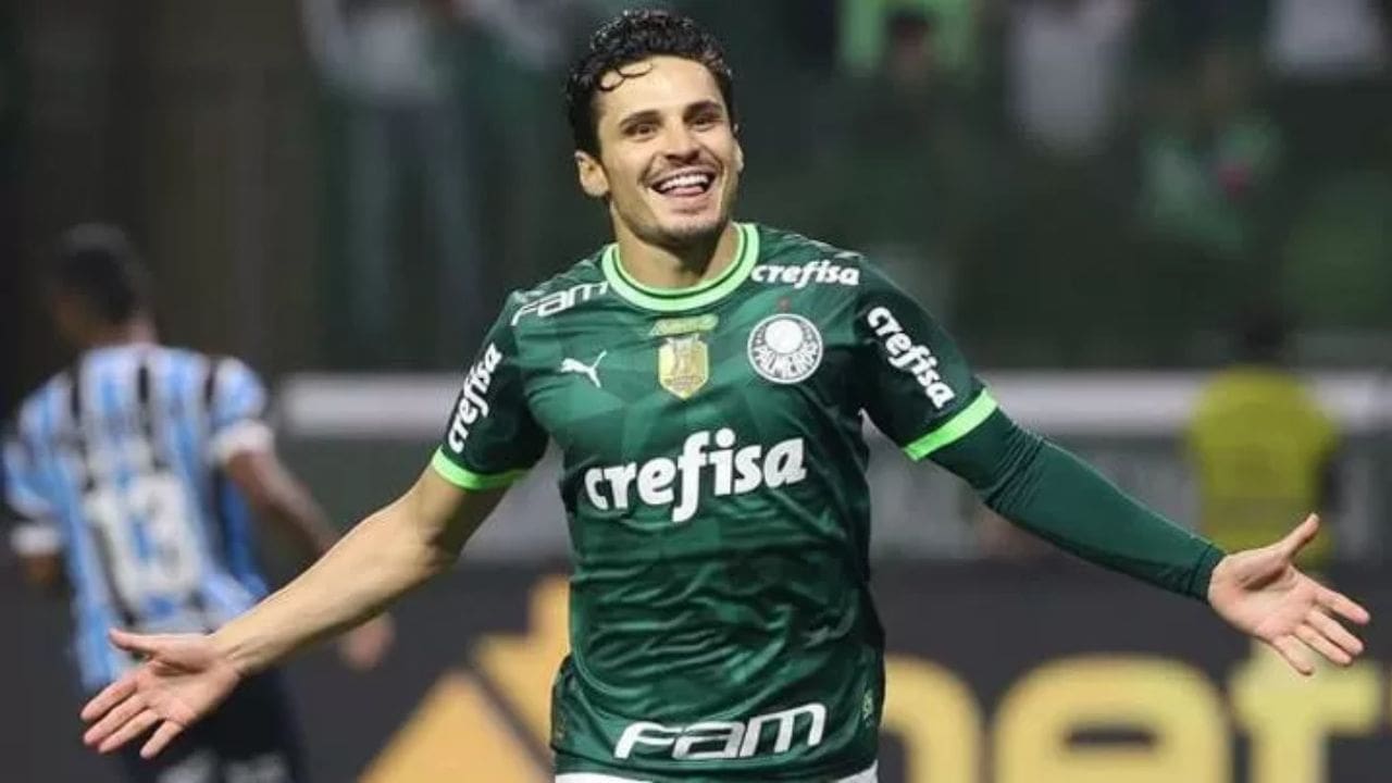 Raphael Veiga Net Worth in 2026
