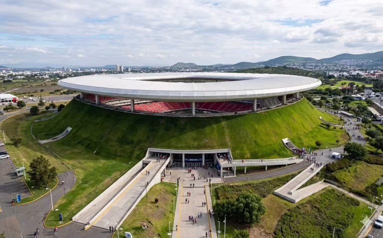 Transportation to Estadio Akron