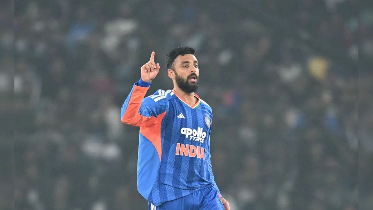 Varun Chakravarthy's Net Worth Details