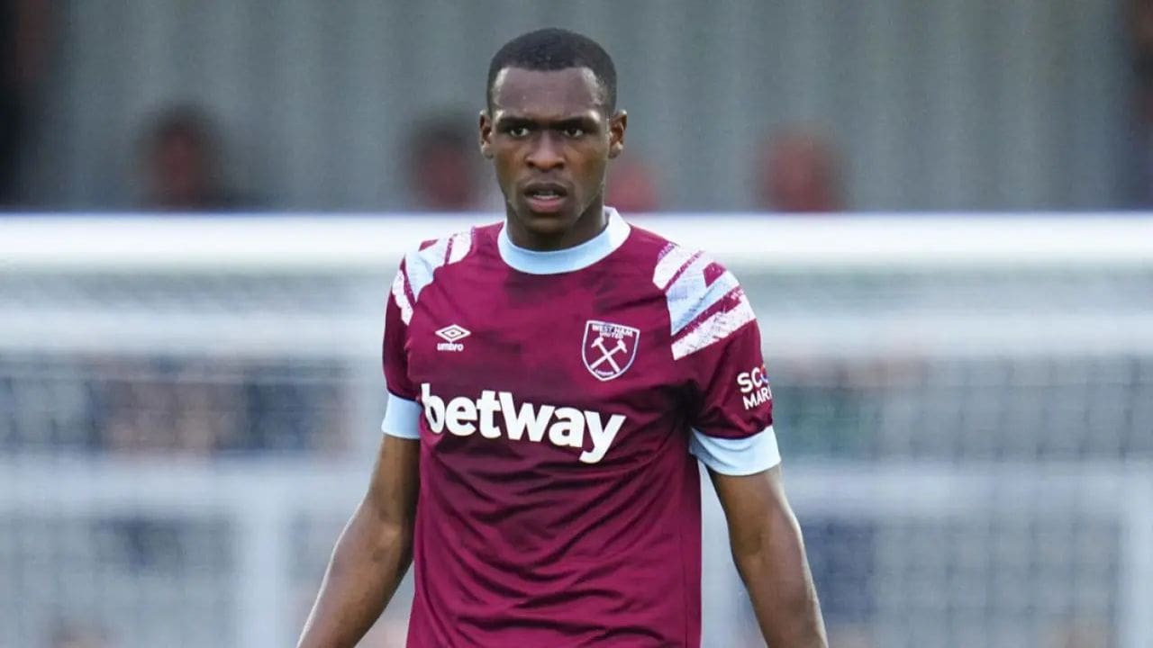 Issa Diop's Net Worth Details Issa Diop's Net Worth Details