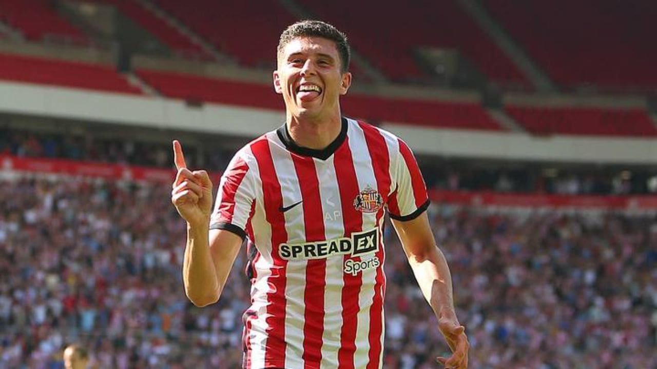 Ross Stewart's Net Worth Details