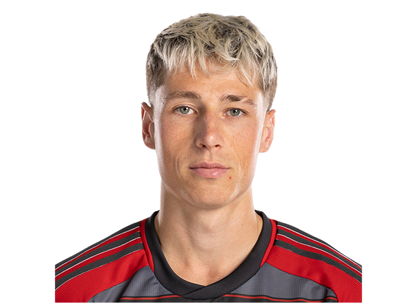 Lukas MacNaughton