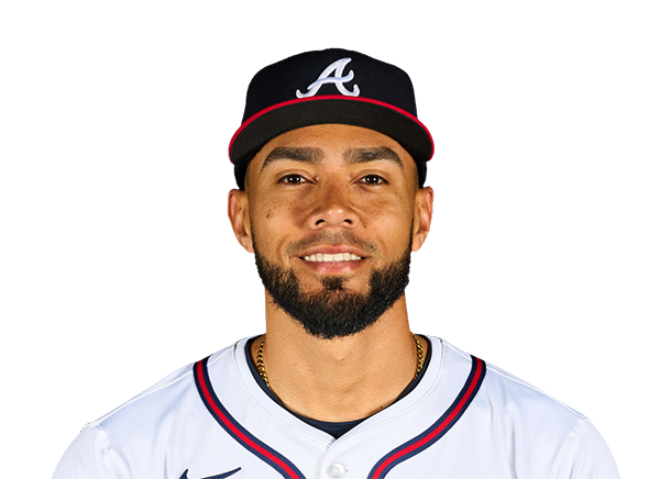 Robert Suarez